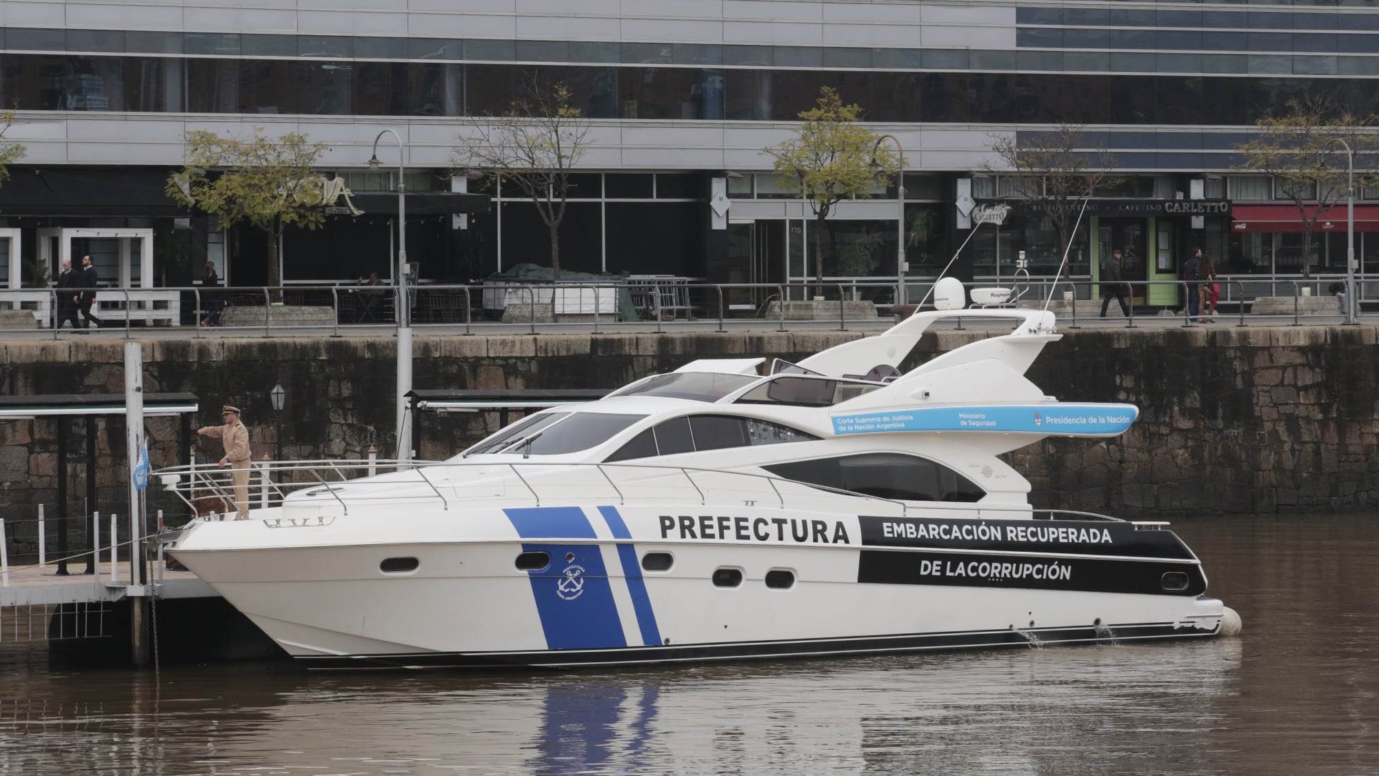 El lujoso yate de Ricardo Jaime, que pasó a ser de Prefectura