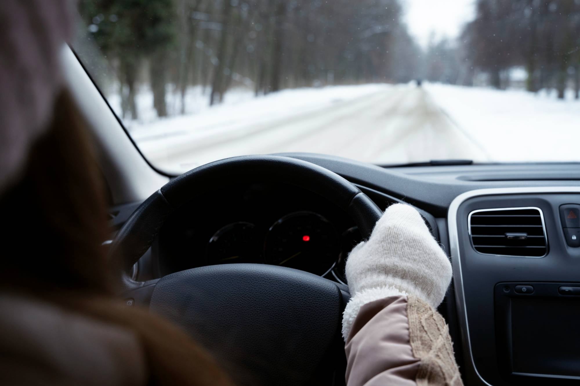 Cómo avanza el alerta por tormenta invernal en EE.UU. con carreteras congeladas y nieve por nueva ola de frío