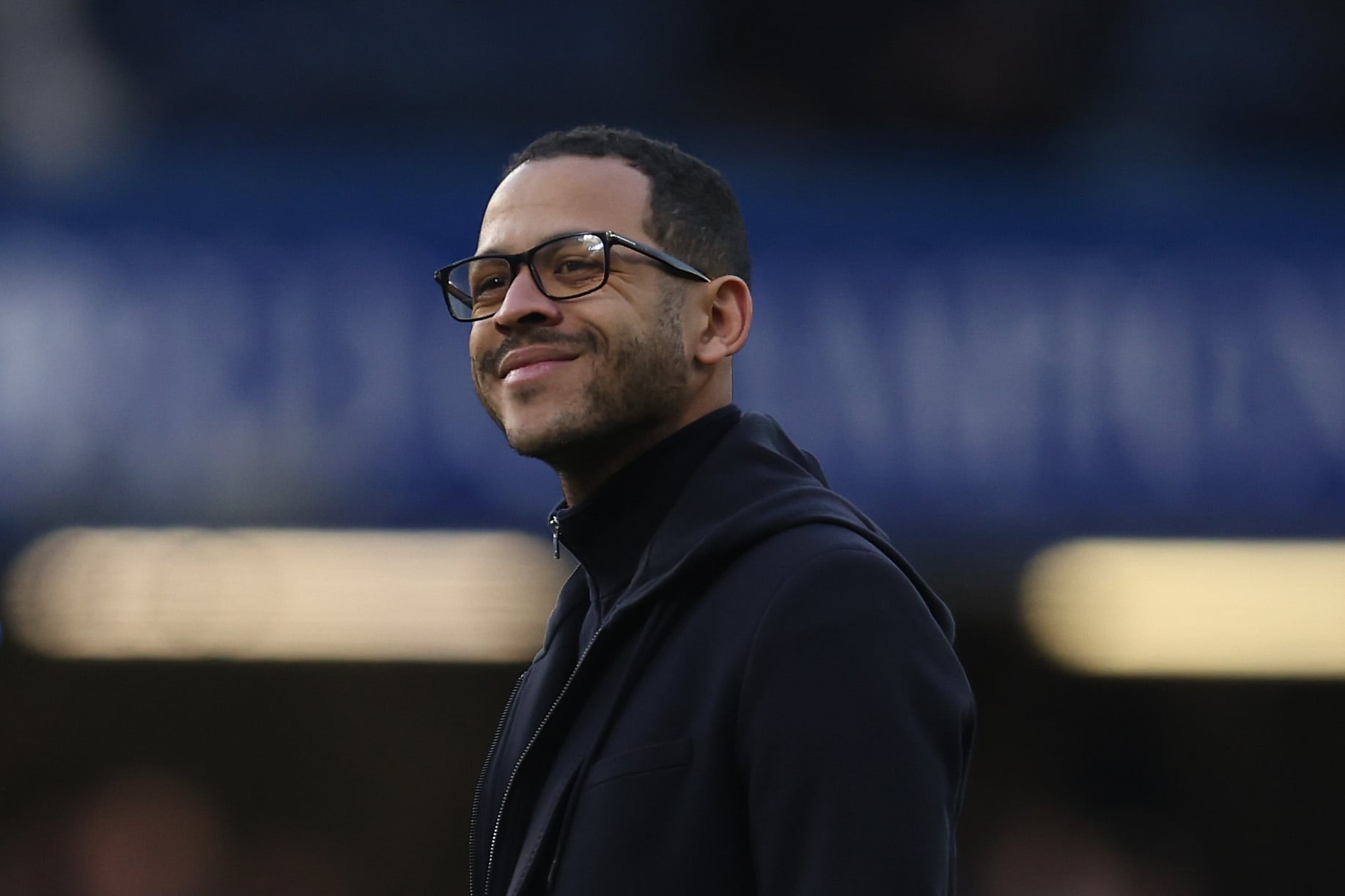 El entrenador Rosenior dijo que tuvo una charla muy positiva con Enzo Fernández