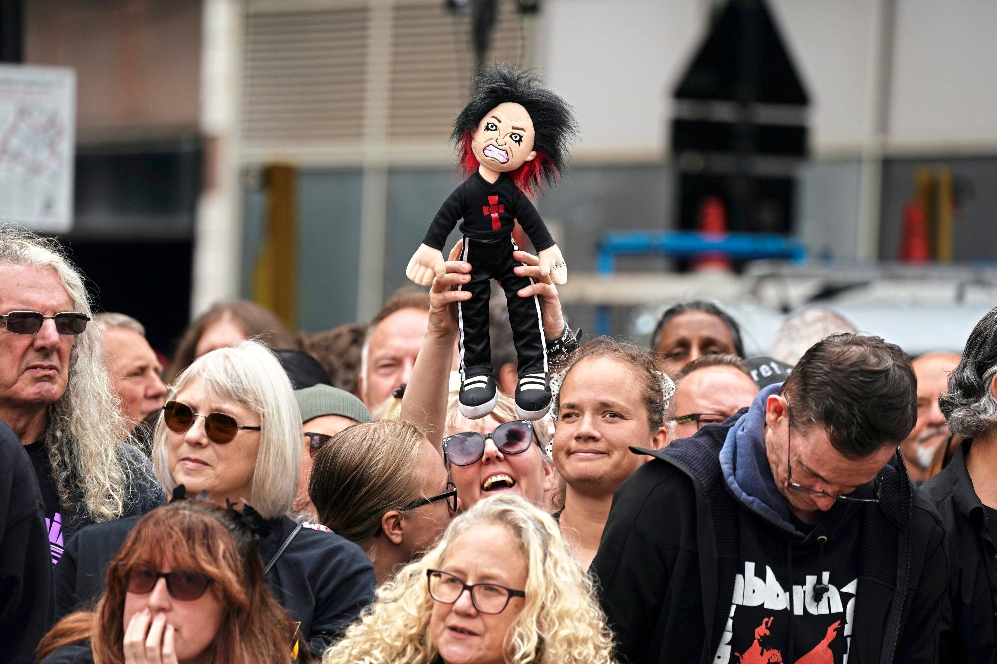 Fanáticos metaleros despiden a su líder