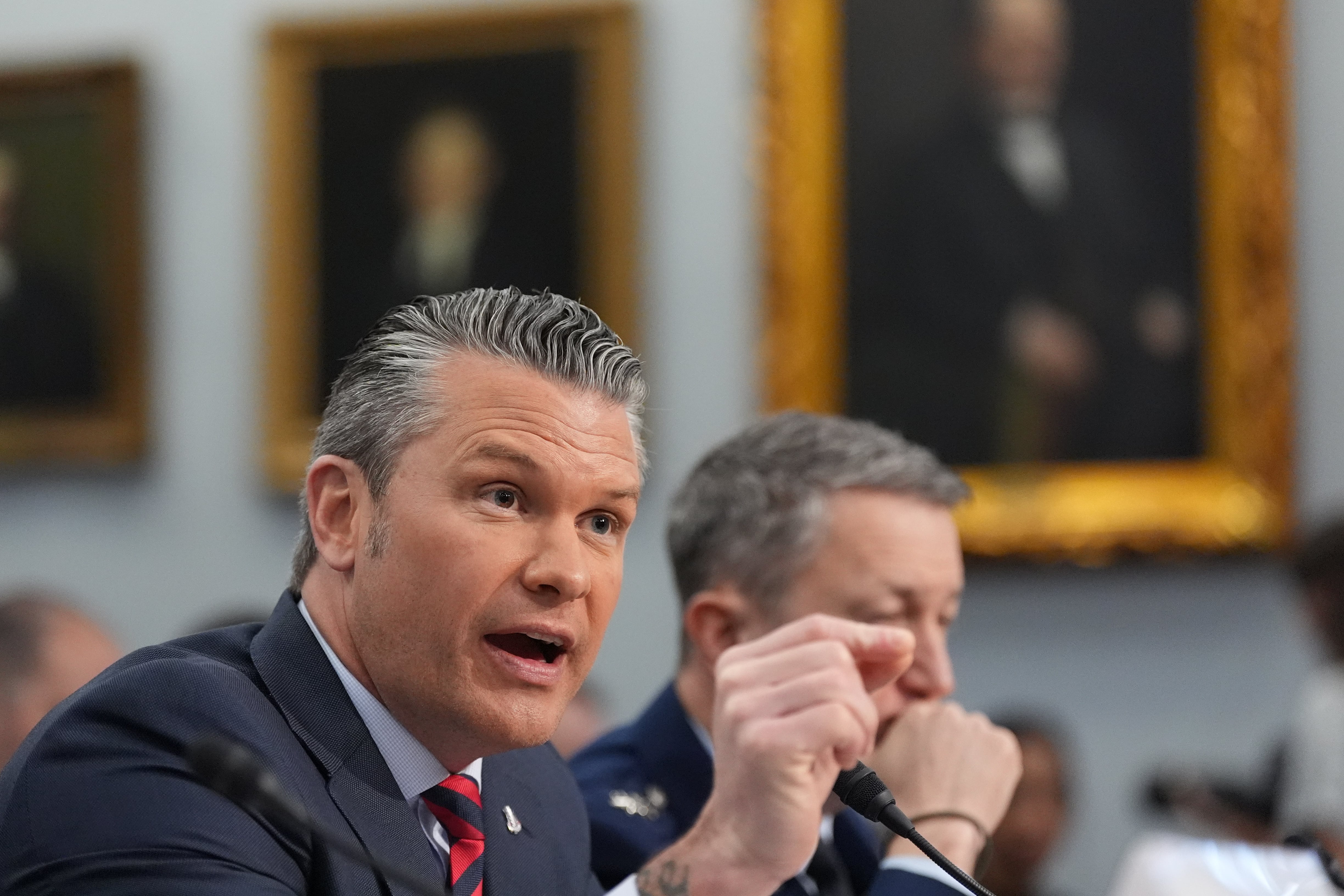 El secretario de Defensa Pete Hegseth en el Congreso en Washington el 12 de mayo del 2026. (AP foto/Alex Brandon)