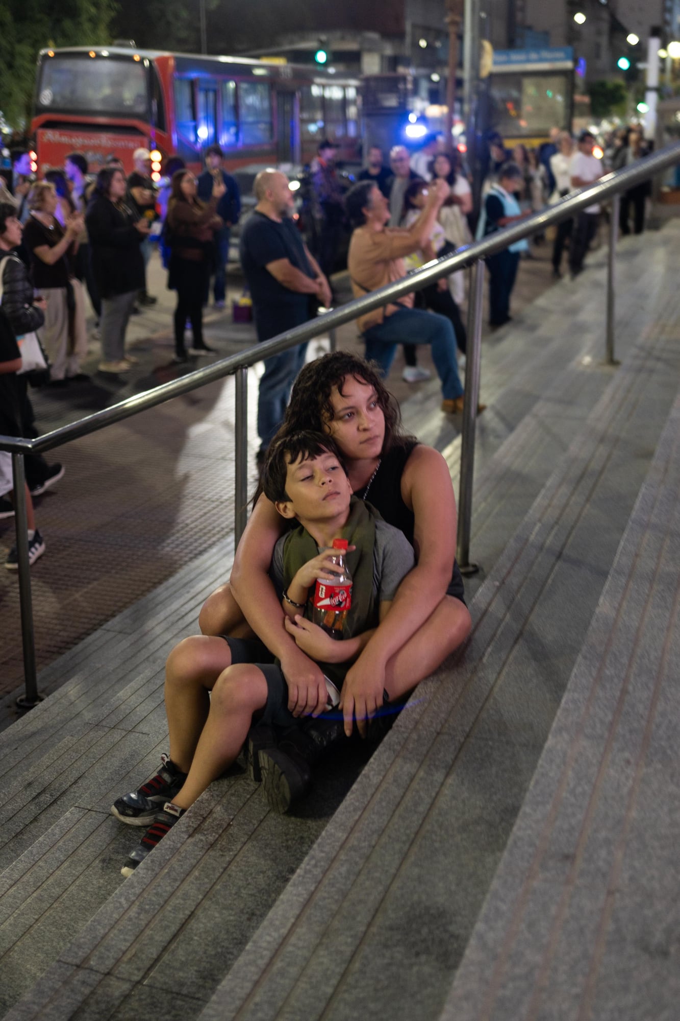 Cientos de personas fueron llegando a la Basílica de Flores