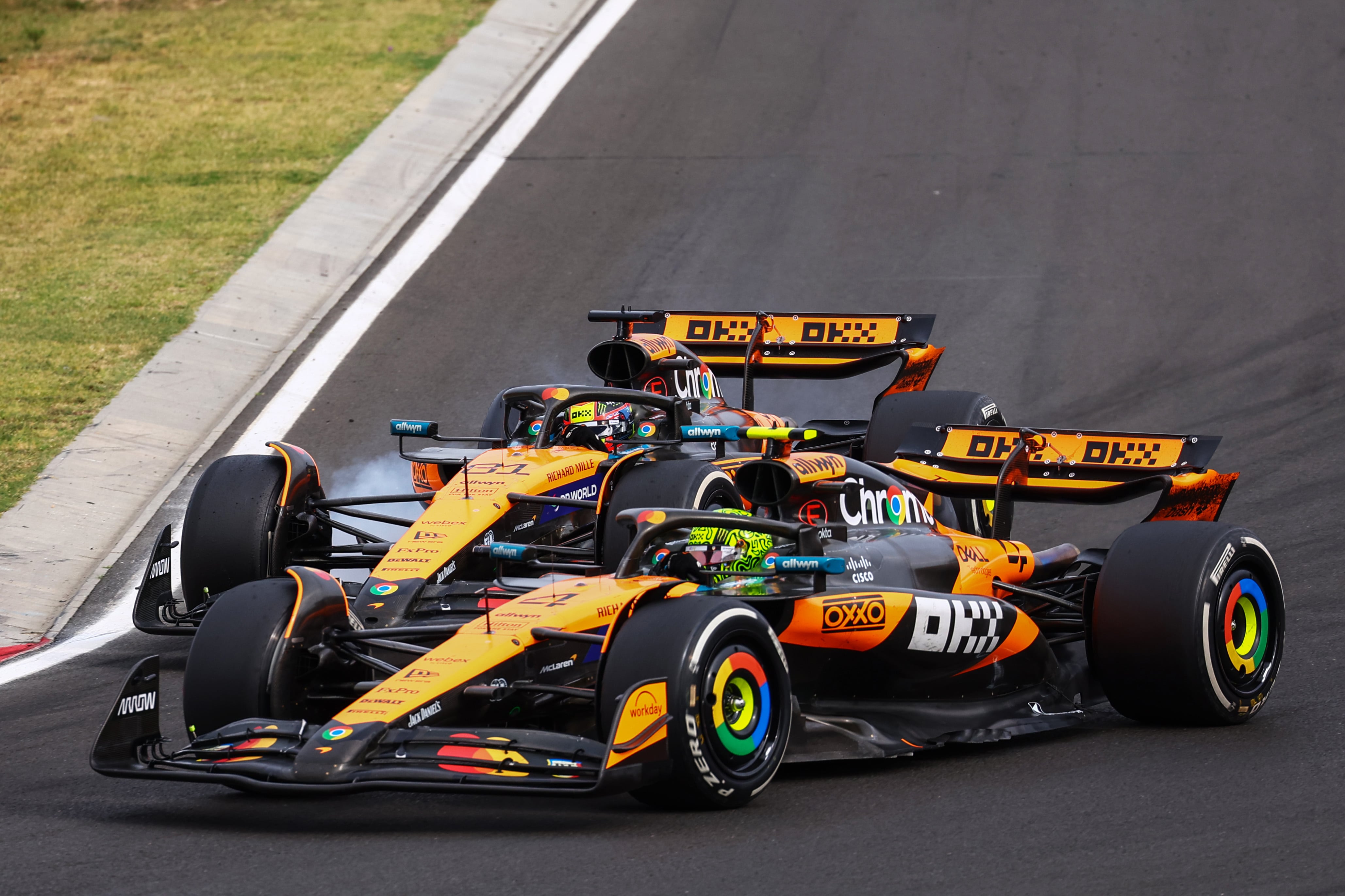 Lando Norris y Oscar Piastri pelean mano a mano por el campeonato de pilotos de la F1 2025