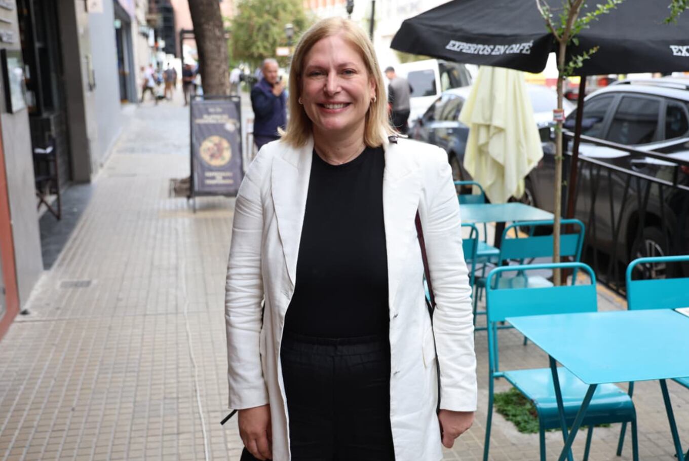 Gisela Scaglia, al ingresar en la reunión de Pro