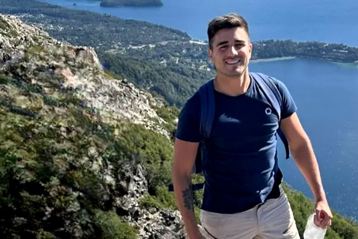 Ezequiel Matías Vergara, un muchacho de 28 años oriundo Neuquén capital, es intensamente buscado por la Brigada de Investigaciones tras ser visto por última vez el pasado viernes en la ciudad de Villa La Angostura