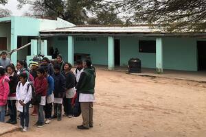 Una escuela en la que hay que abrir las ventanas para ver en pleno invierno