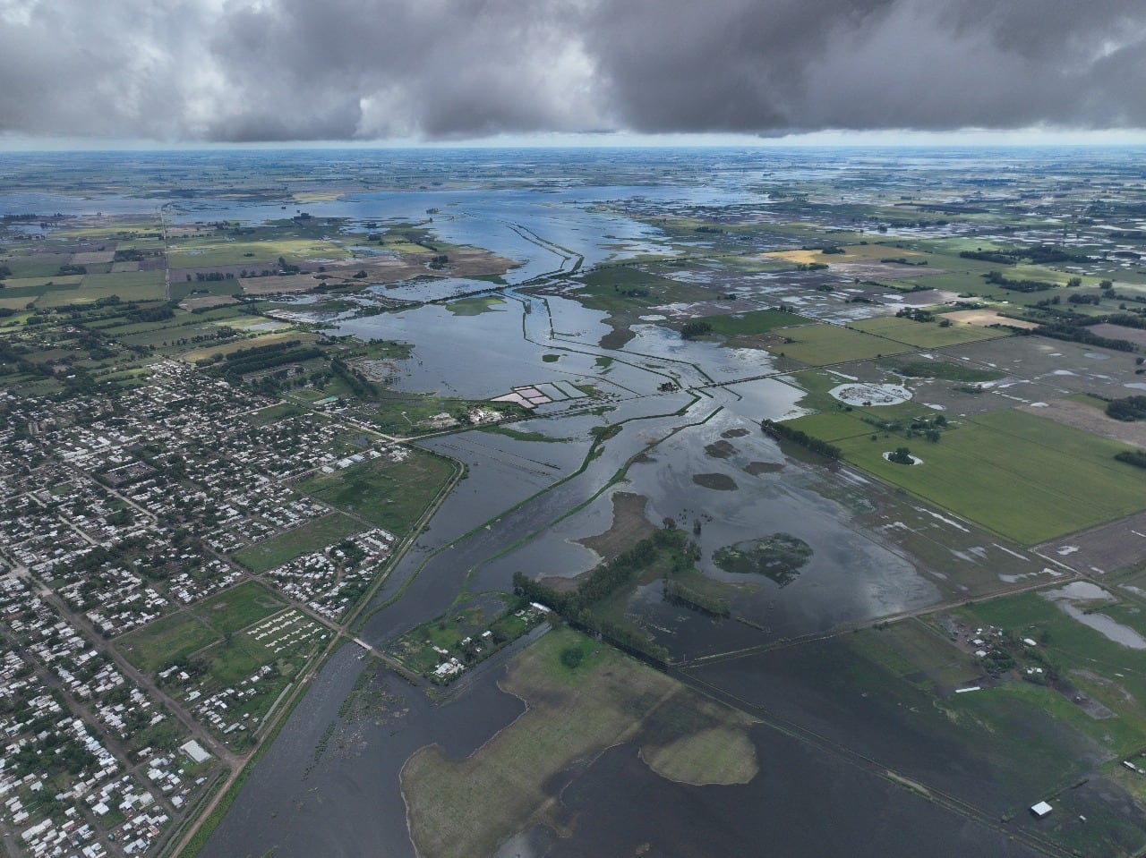 Buenos Aires: en el campo hay quejas porque faltaron obras para controlar las inundaciones 5 Imágenes de las inundaciones del partido de Bragado desde drone y avión (Sociedad Rural de Bragado)