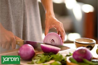 Por qué la cebolla nos hace llorar y cómo podemos evitarlo