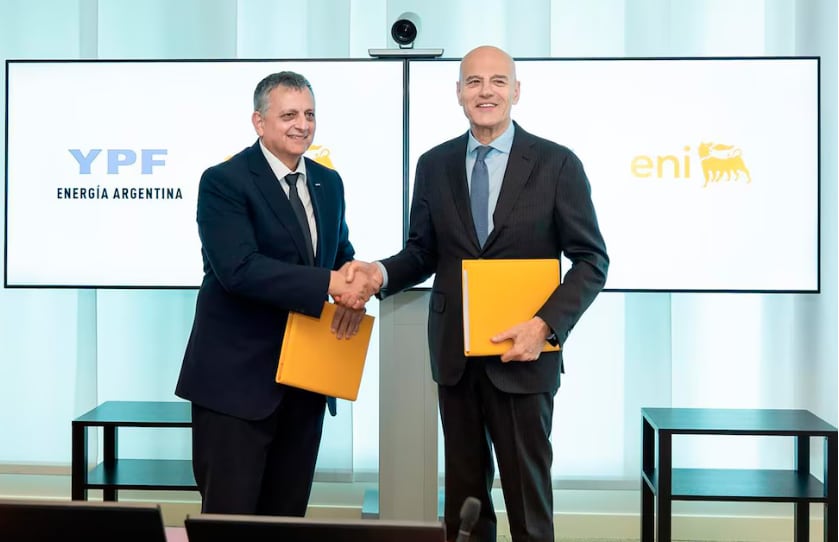 El CEO de YPF, Horacio Marín, junto a su par de ENI, Claudio Descalzi