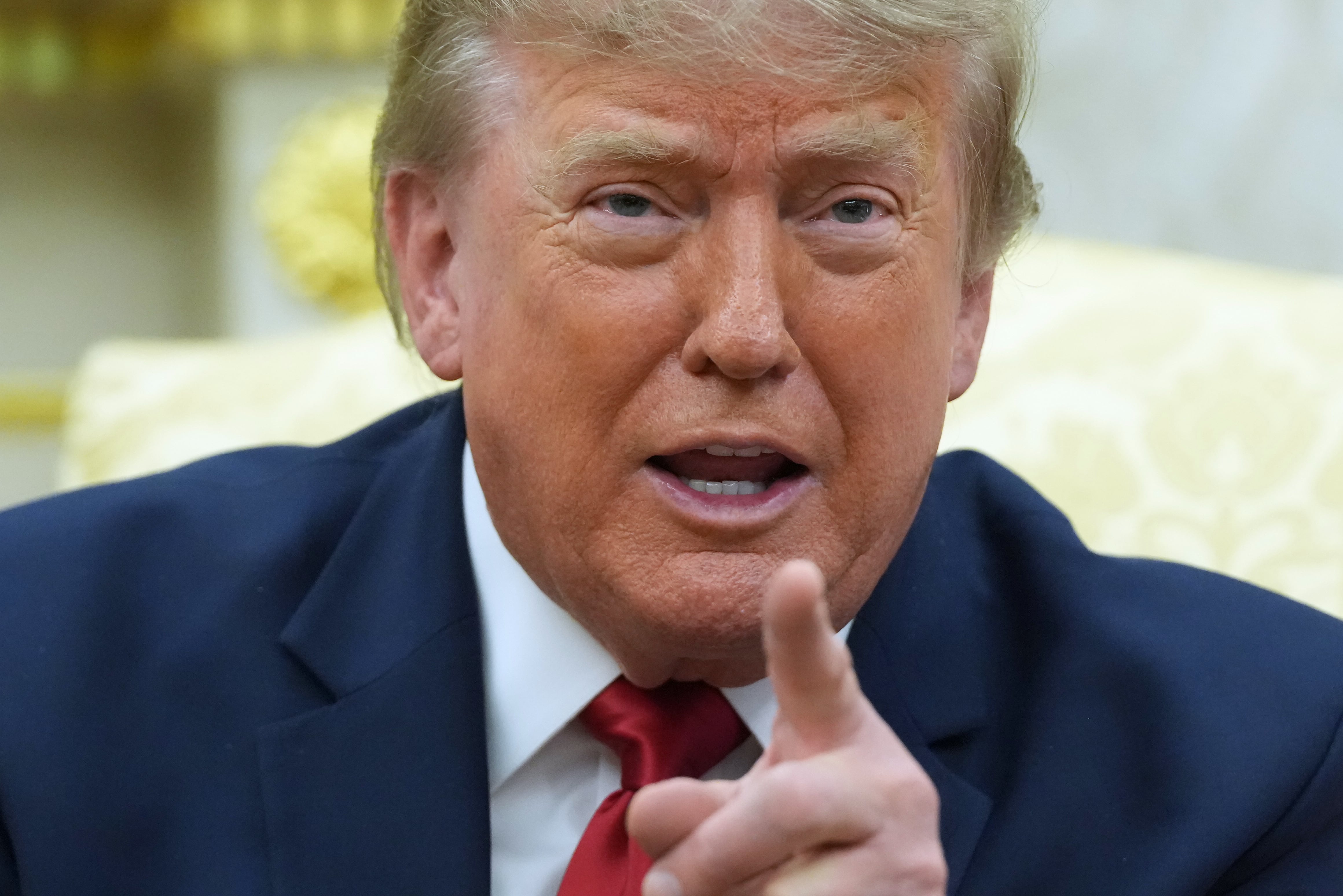 El gobierno de Trump avanza con el plan para limitar la estadía permitida en EE.UU. de estudiantes extranjeros y periodistas
