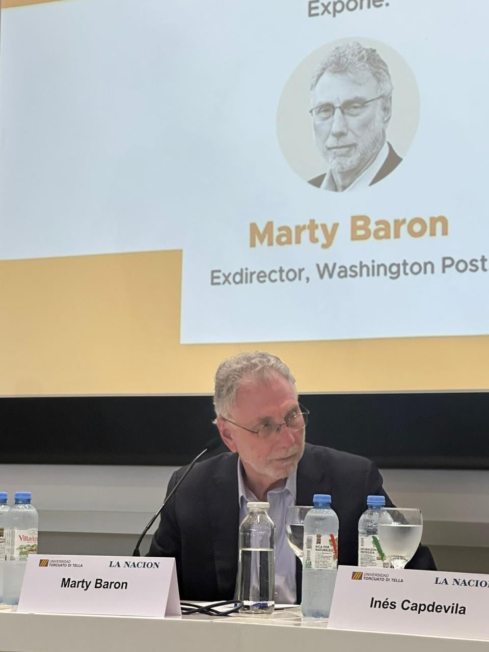 El periodista norteamericano Martin Baron -exdirector del Washington Post- dictó una clase especial en la Maestría LN/UTDT