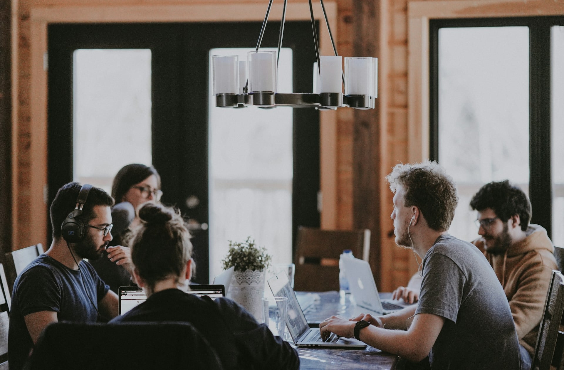 514 empresas entraron al listado gracias a las opiniones de sus trabajadores. Foto: Annie Spratt, Unsplash
