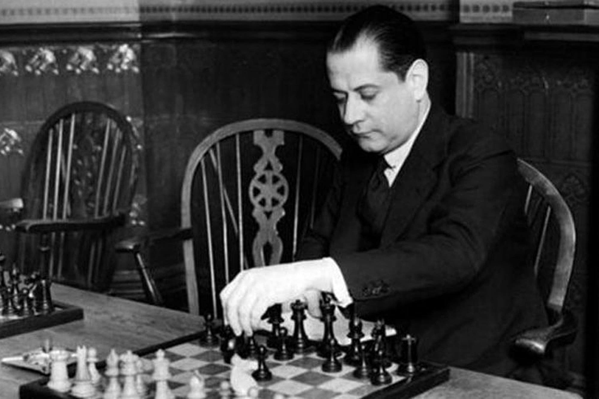 El talento de Capablanca brotó ya desde muy pequeño y ante su padre