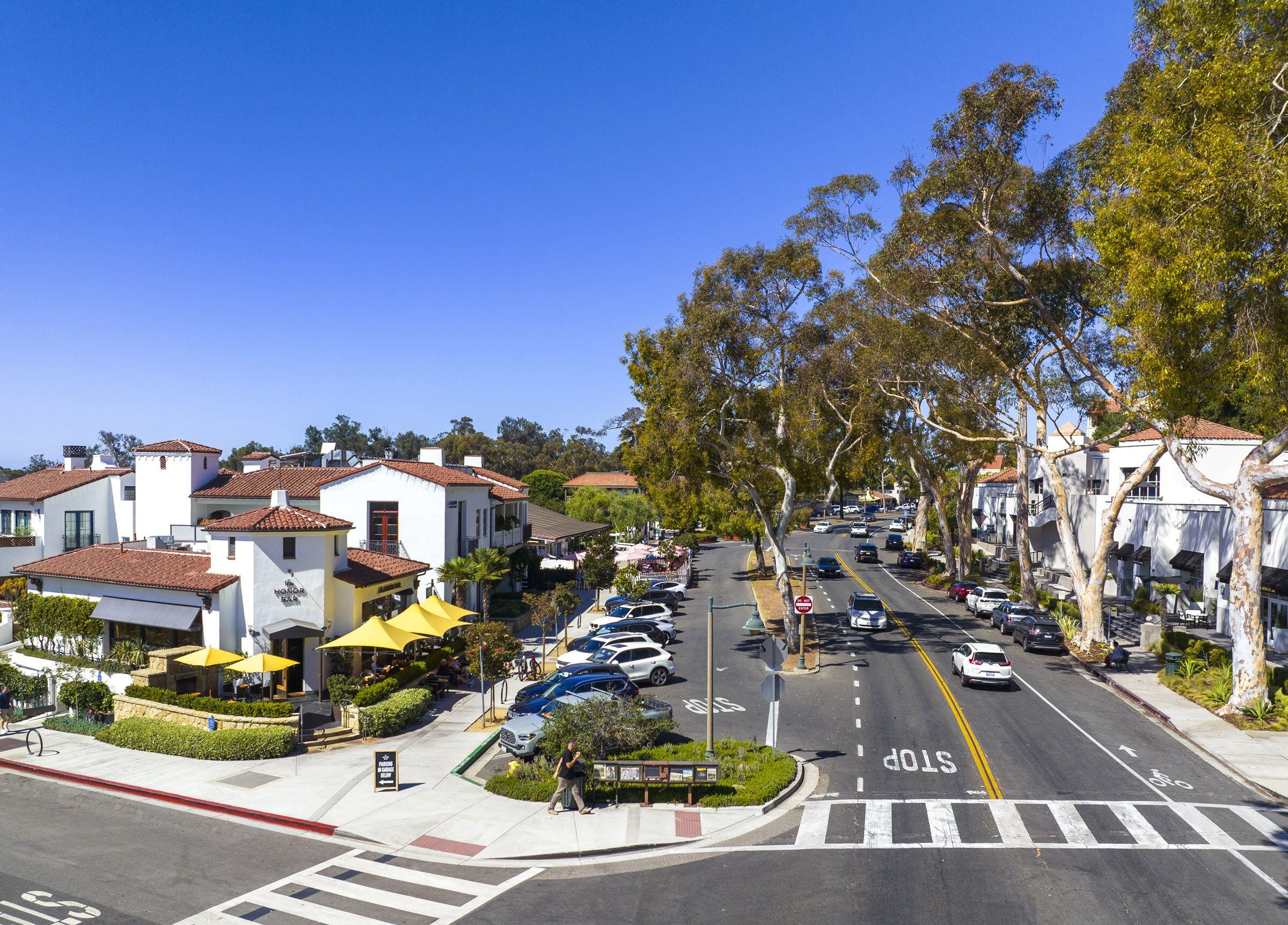 Montecito, California, es hogar de millonarios y de celebridades (montecito-estate.com)