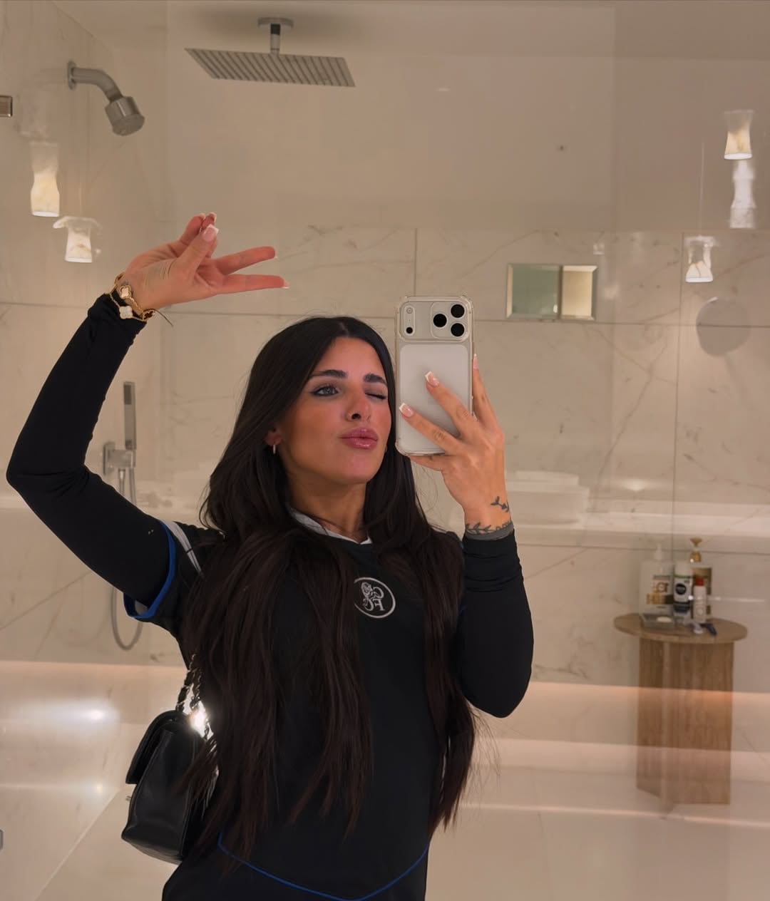 Valu Cervantes compartió postales de sus días en Londres junto a su familia (Foto: Instagram @valucervantes)