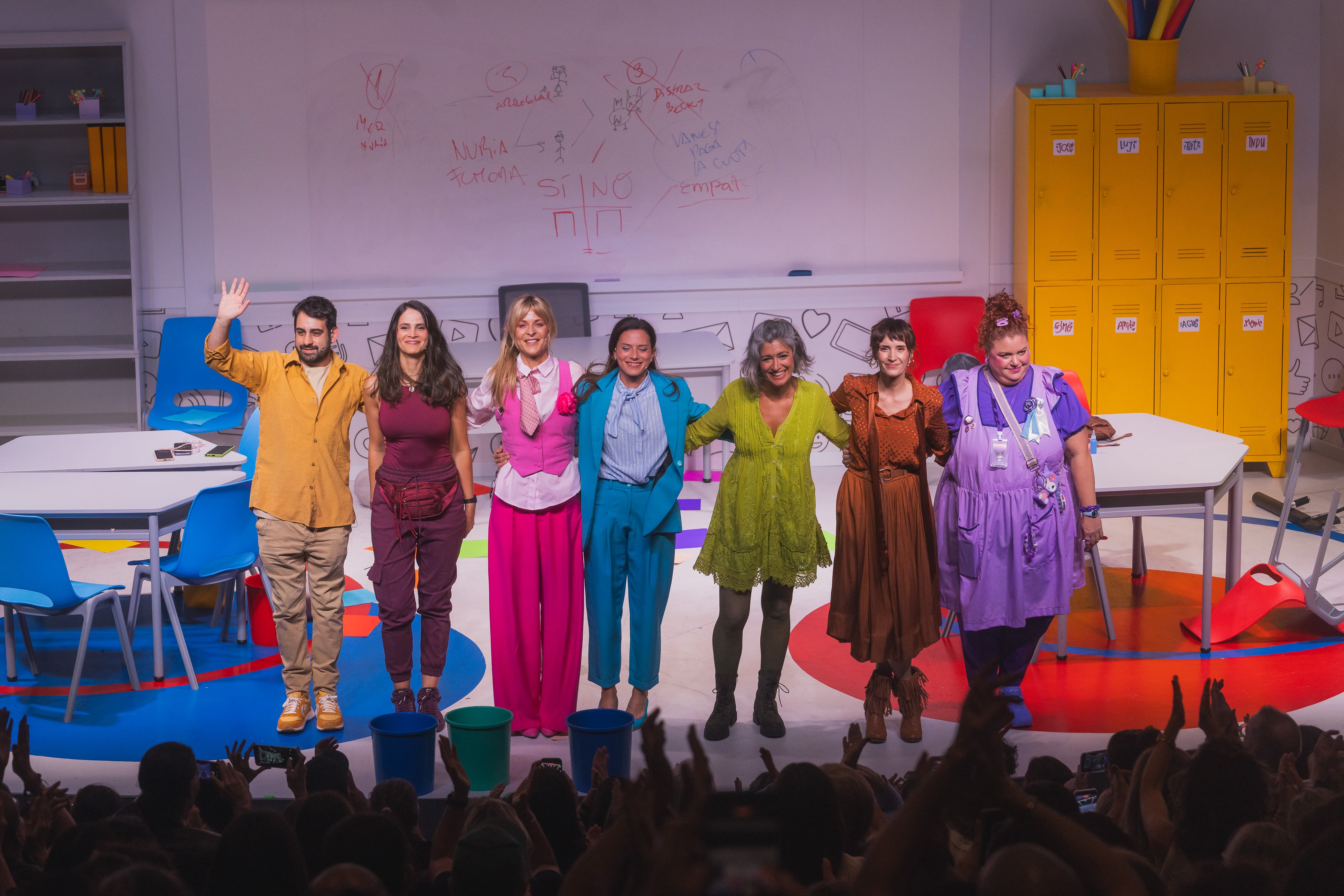 El elenco de El chat de mamis