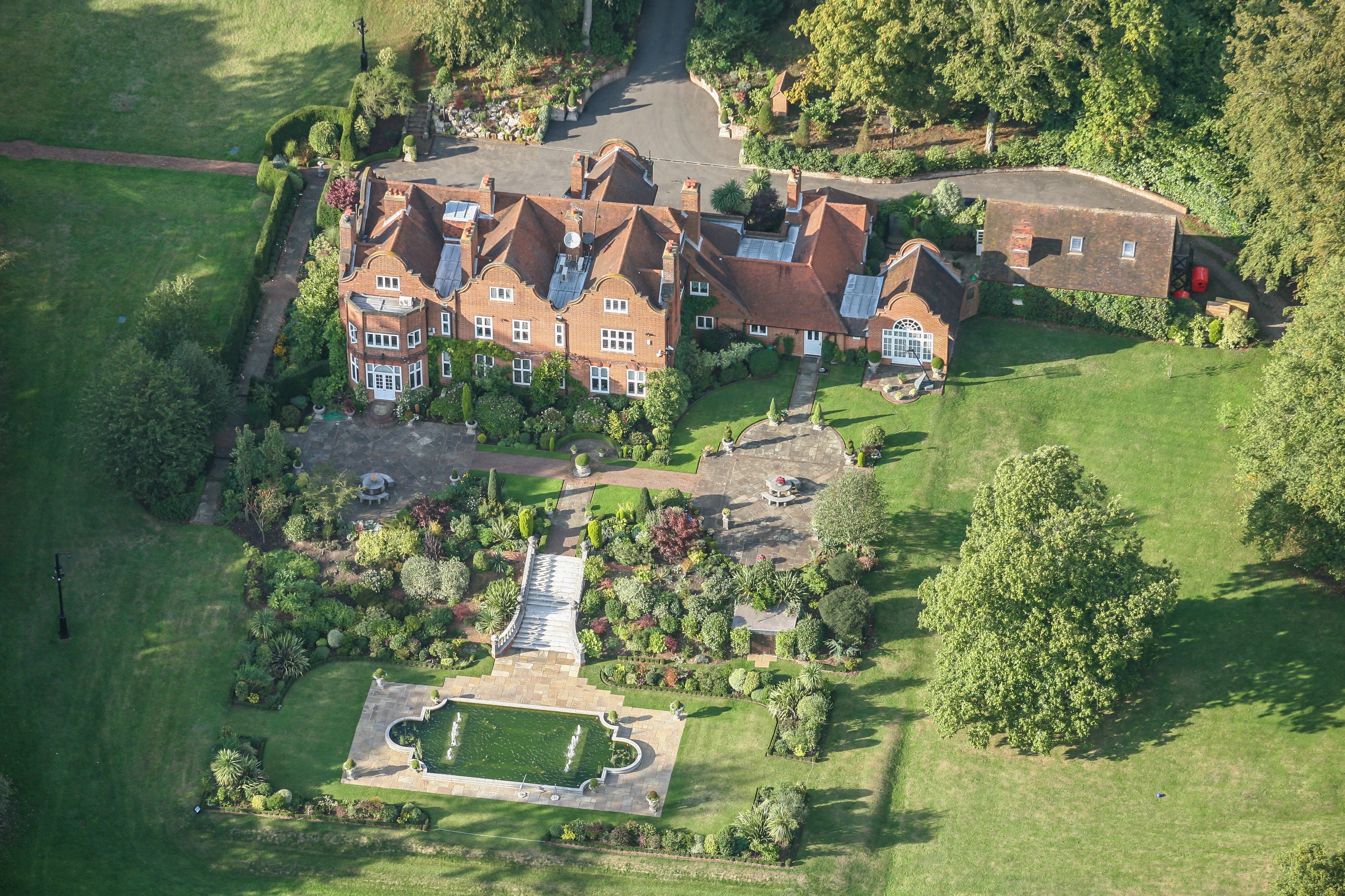 Welder House, la mansión de 1899 en Buckinghamshire donde pasó sus últimso años Ozzy Osbourne. (Photograph by David Goddard/Getty Images)
