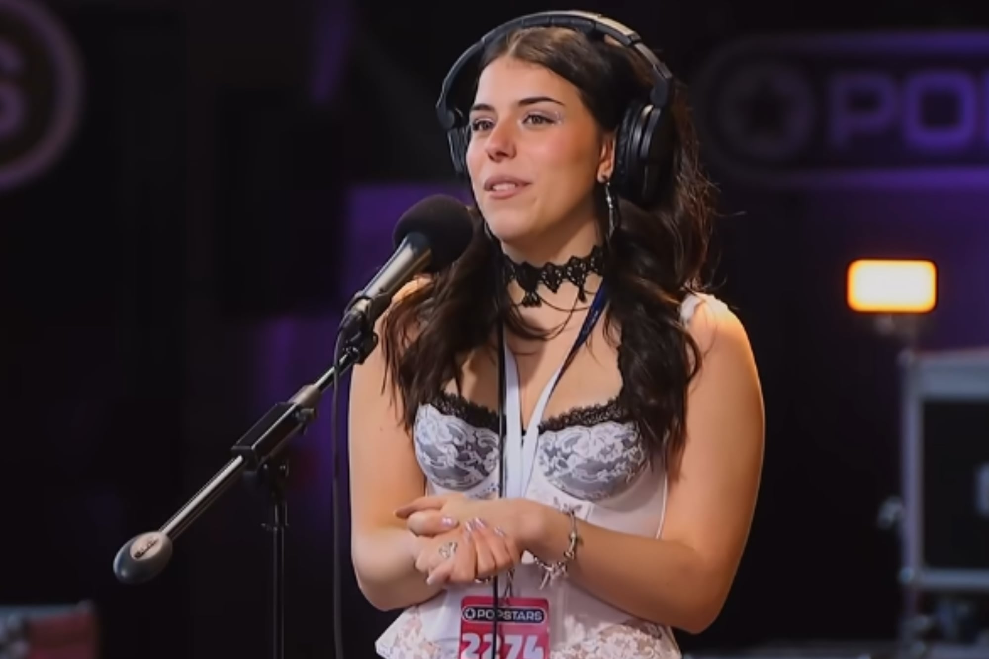 Si bien llegó a presentarse frente al jurado, la joven cantante decidió renunciar al reality para priorizar otro proyecto (Foto: Captura)