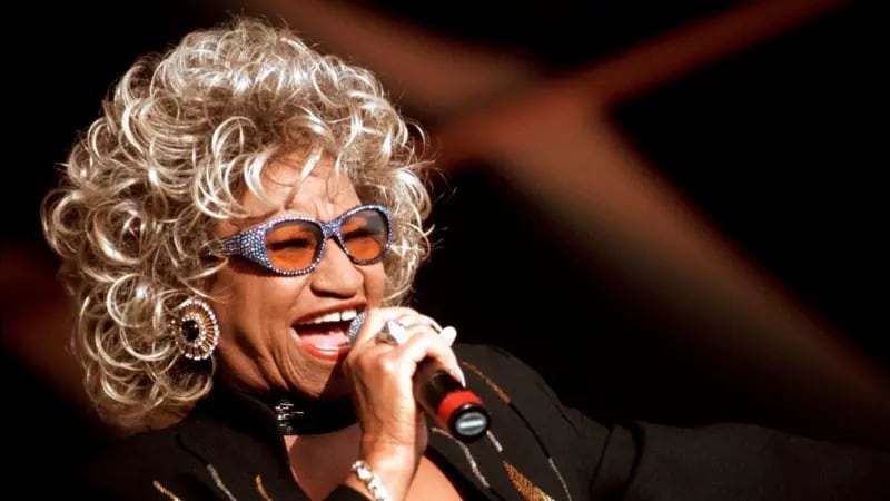La desoladora historia y el vínculo con el atentado de la AMIA de “La vida es un carnaval”, uno de los éxitos de Celia Cruz