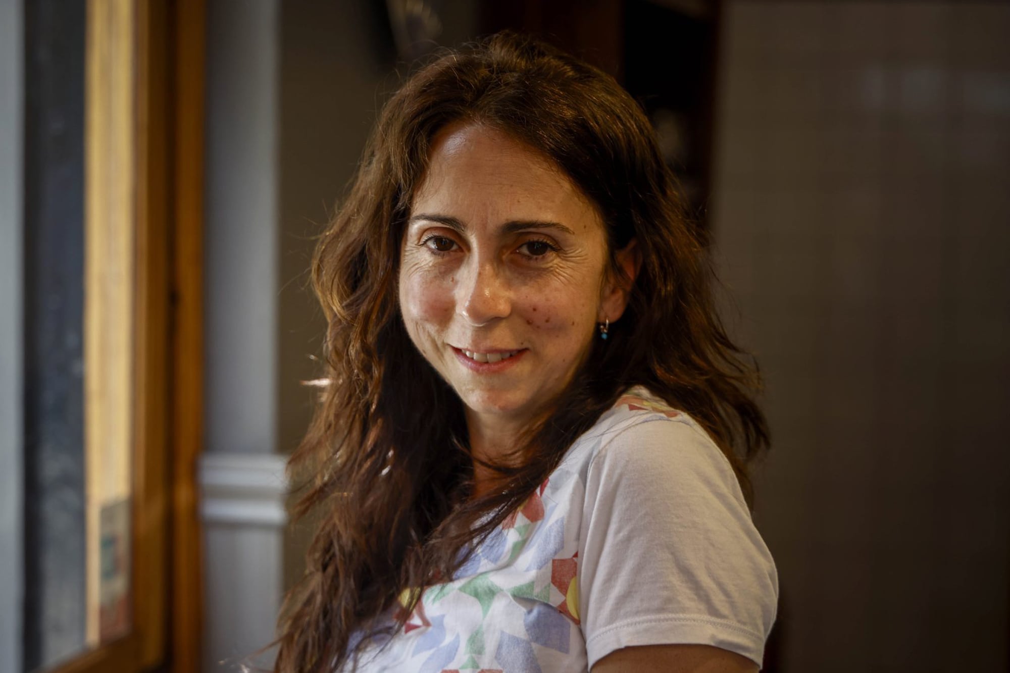 Fabiana García Lago: “Dejarse atravesar por las emociones, es clave. Pero el punto es no confundir estar en un estado de vulnerabilidad, o emocionalmente disponible con dramatizar el relato”