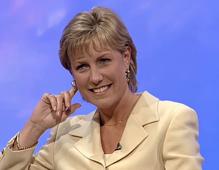 Además de ser presentadora del informativo, Dando tenía su propio programa, donde abordaba crímenes sin resolver (Foto: Captura de video)