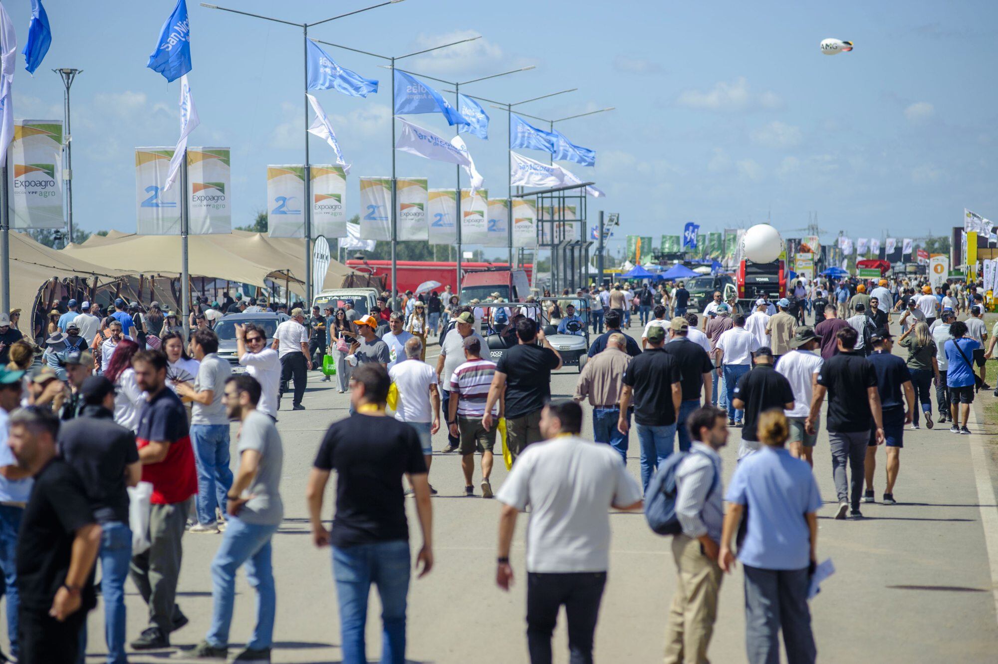 Miles de personas recorrieron Expoagro en el primer día