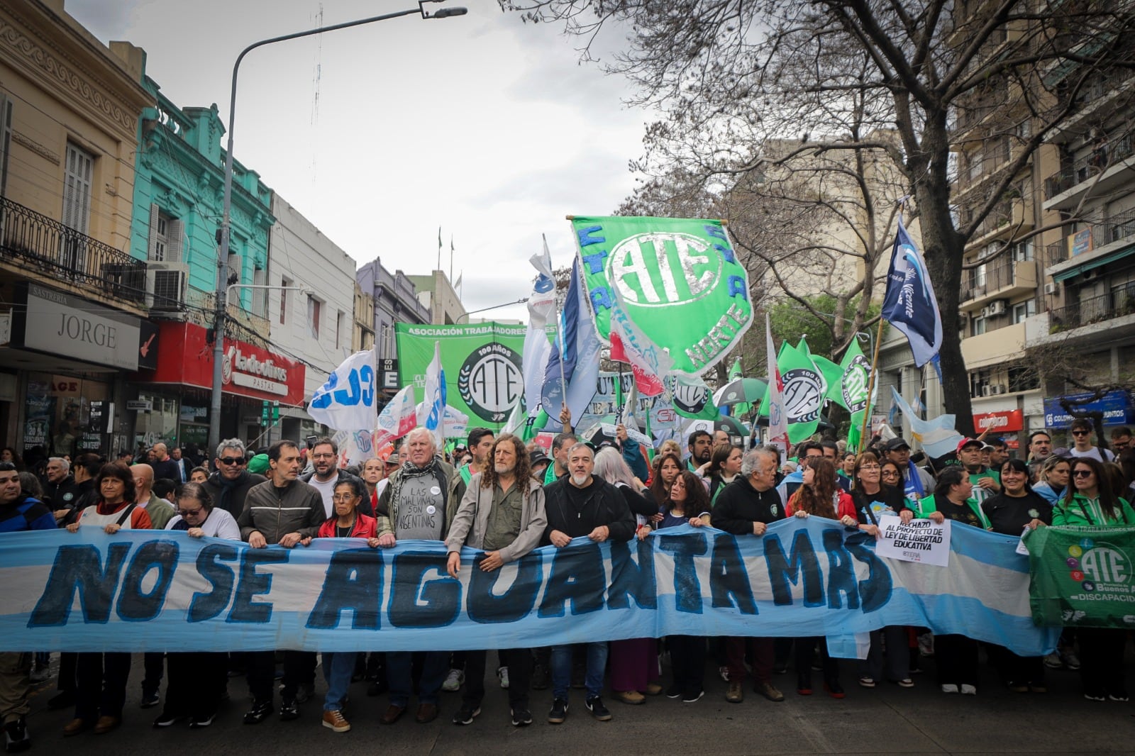 ATE marchó a la Quinta de Olivos contra los retiros voluntarios