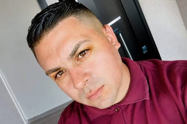 El oficial mayor Ariel José Luis Martínez fue asesinado cuando intentaron robarle mientras se encontraba con su pareja y en su franco laboral