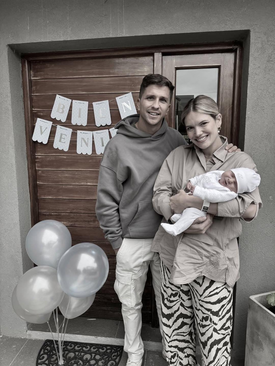 Así los recibieron a Gianluca y Eva en su casa