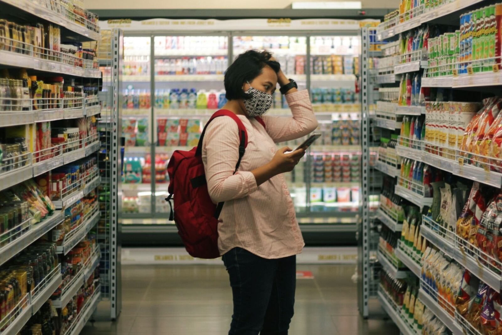 La dispersión de los apoyos, solo puede ser usada para la compra de alimentos básicos. Foto: Pexels