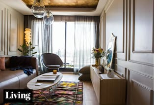 Un dos ambientes que juega con los cielorrasos de manera genial