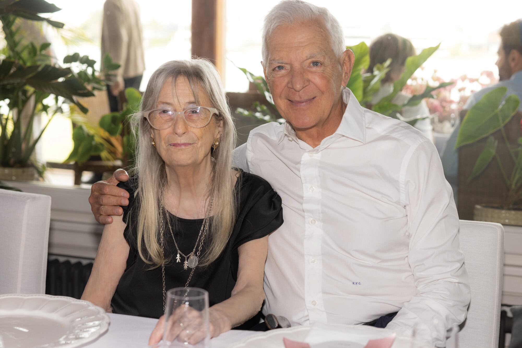 Eduardo junto a su madrina de bautismo, María Celina Costantini. Ella fue adoptada cuando tenía 14 años tras la muerte de sus padres biológicos