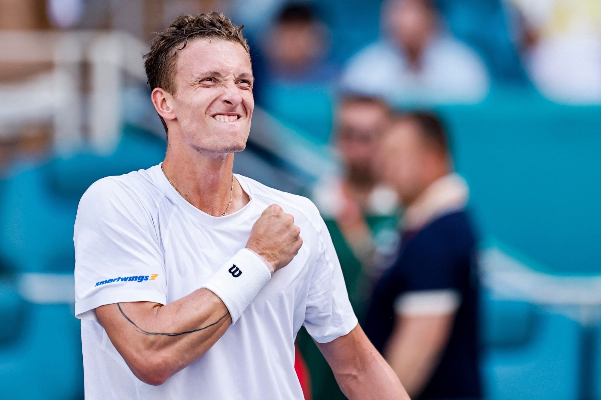Jiri Lehecka llegó a la final del Miami Open con un triunfo por un doble 6-2 sobre Arthur Fils; sólo cedió un set en el torneo