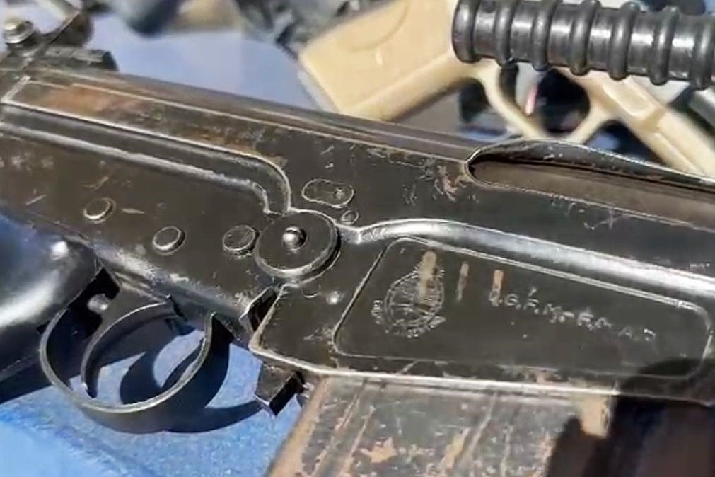 Triple Frontera. En un megarsenal secuestrado en Brasil apareció otro FAL del Ejército Argentino