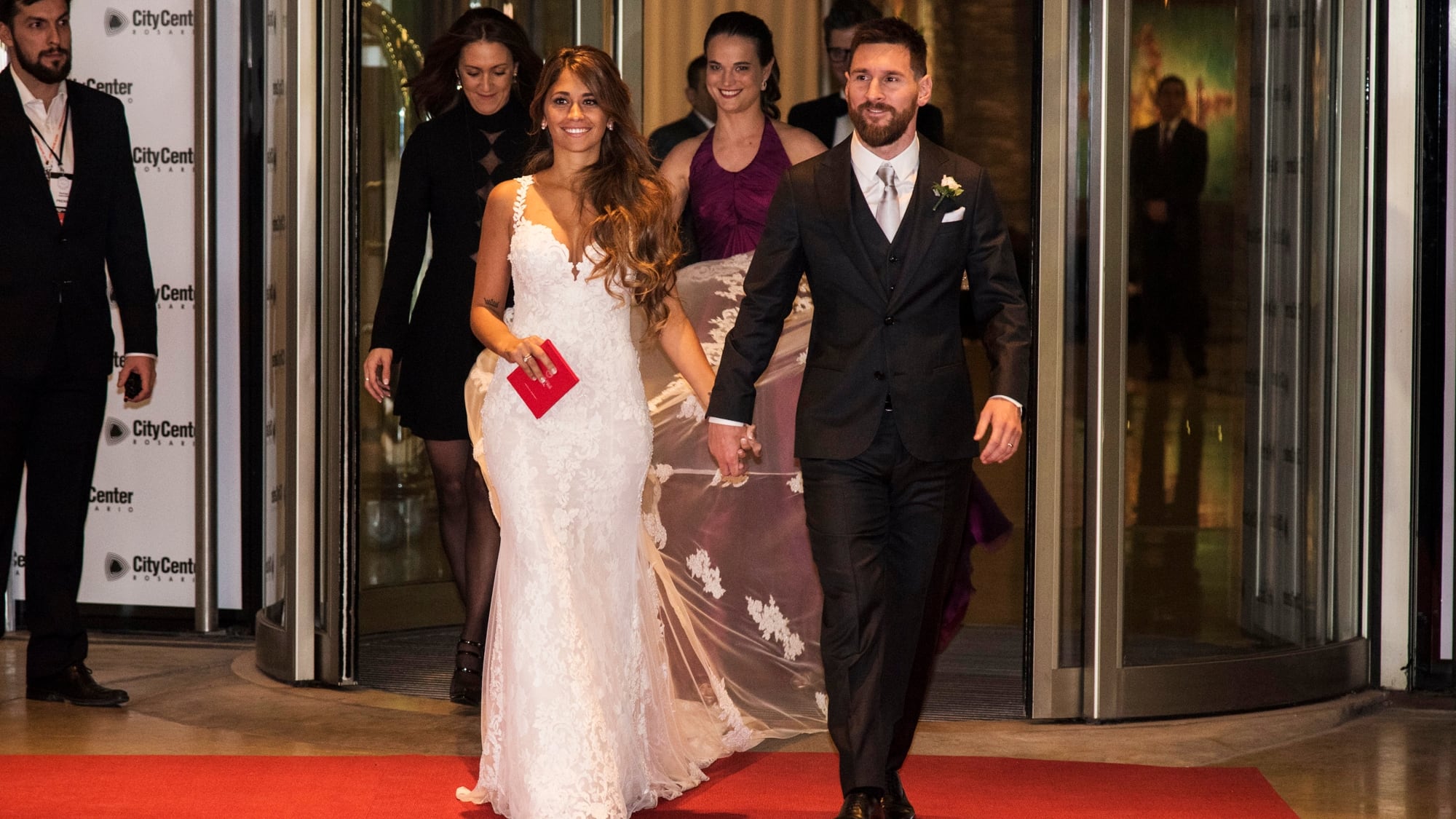 Antonela y Leo en el City Center de Rosario.