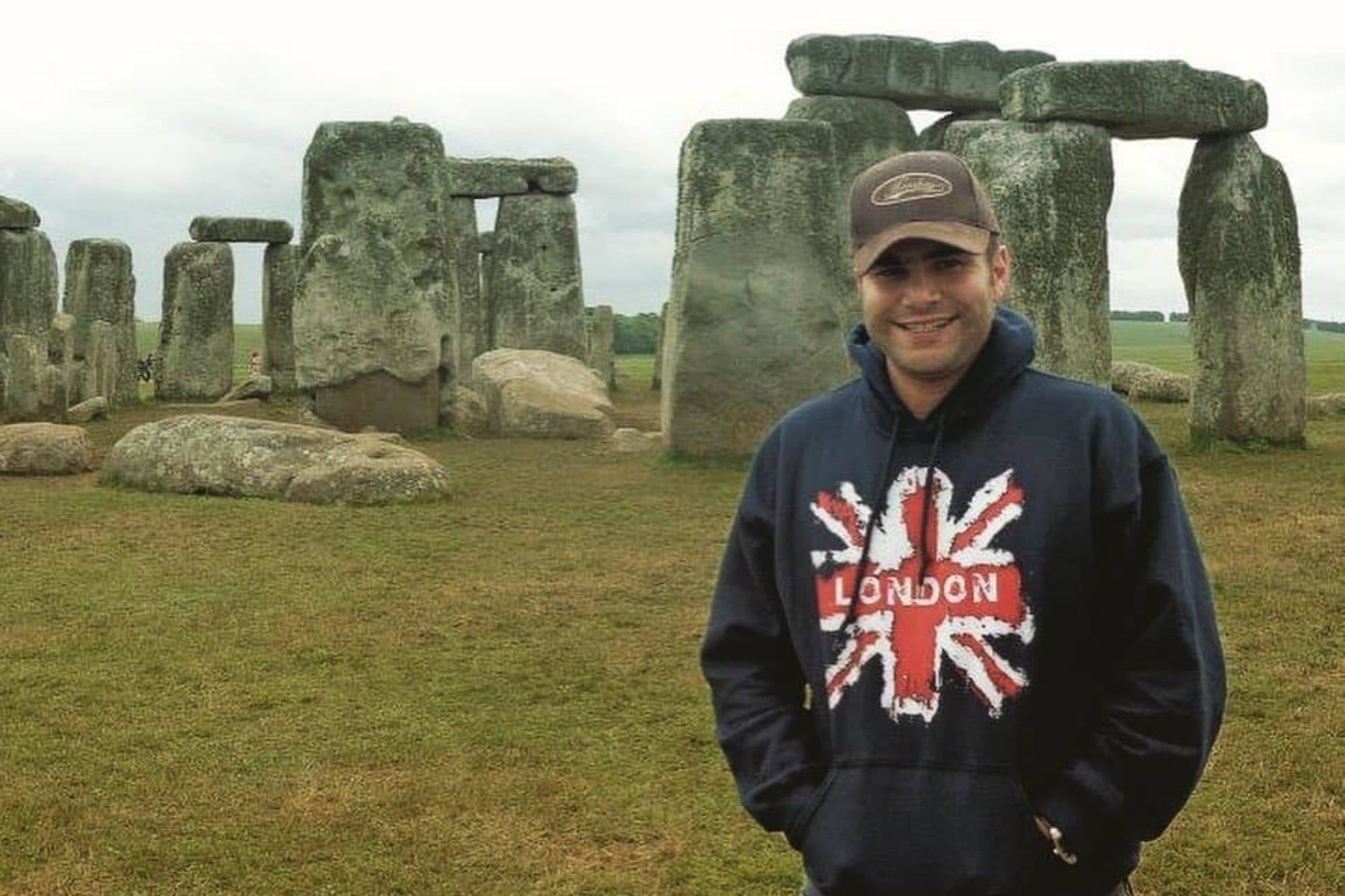 Nicholas Rosen, a quien le gusta viajar por el mundo, se mudó de Los Ángeles a Phoenix y se arrepintió