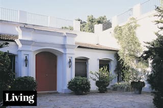 Cómo era esta casa de 1840 frente a la Catedral de San Isidro antes de convertirse en restaurante