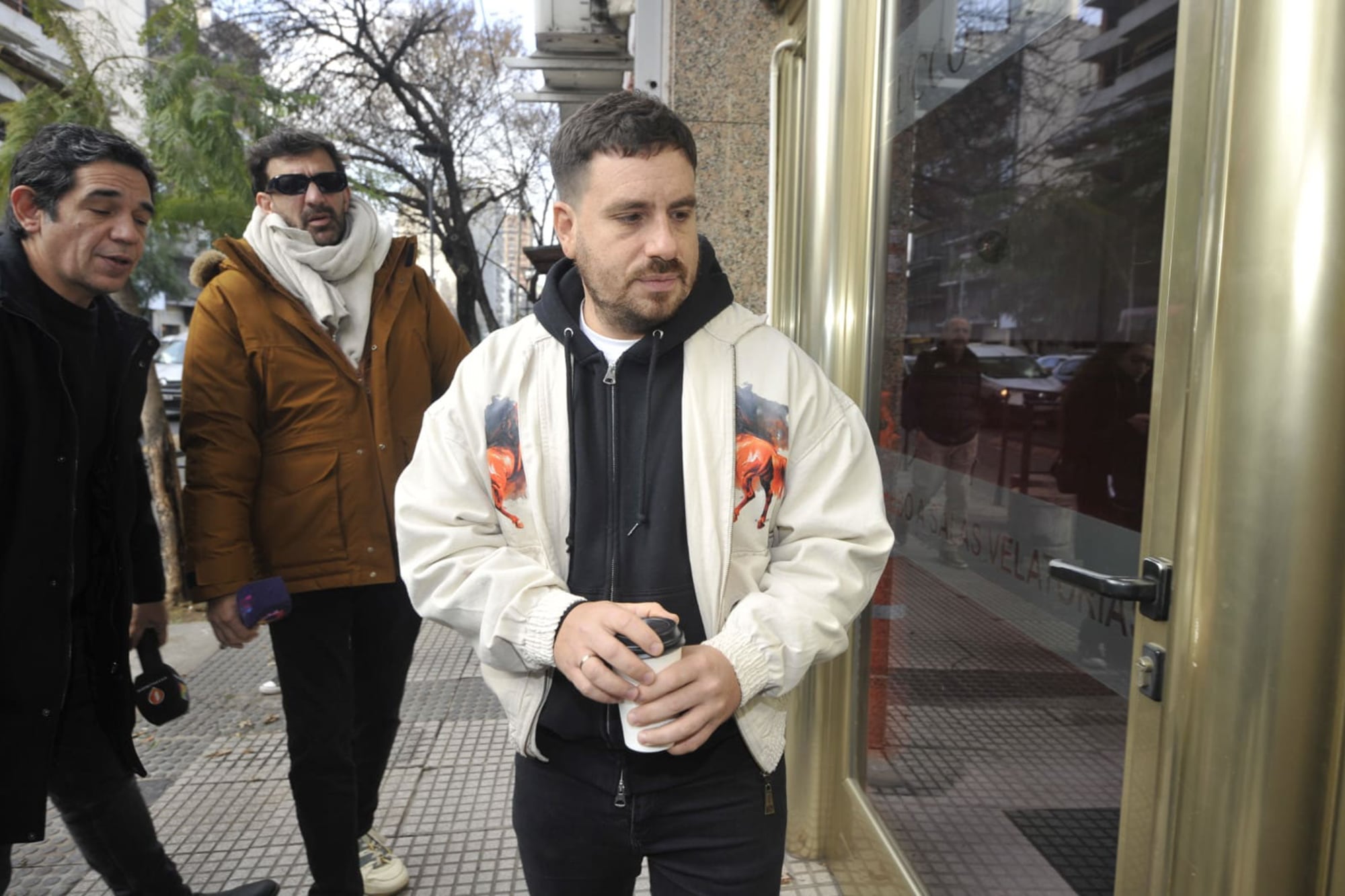 Fede Bal fue uno de los primeros en llegar a la casa velatoria
