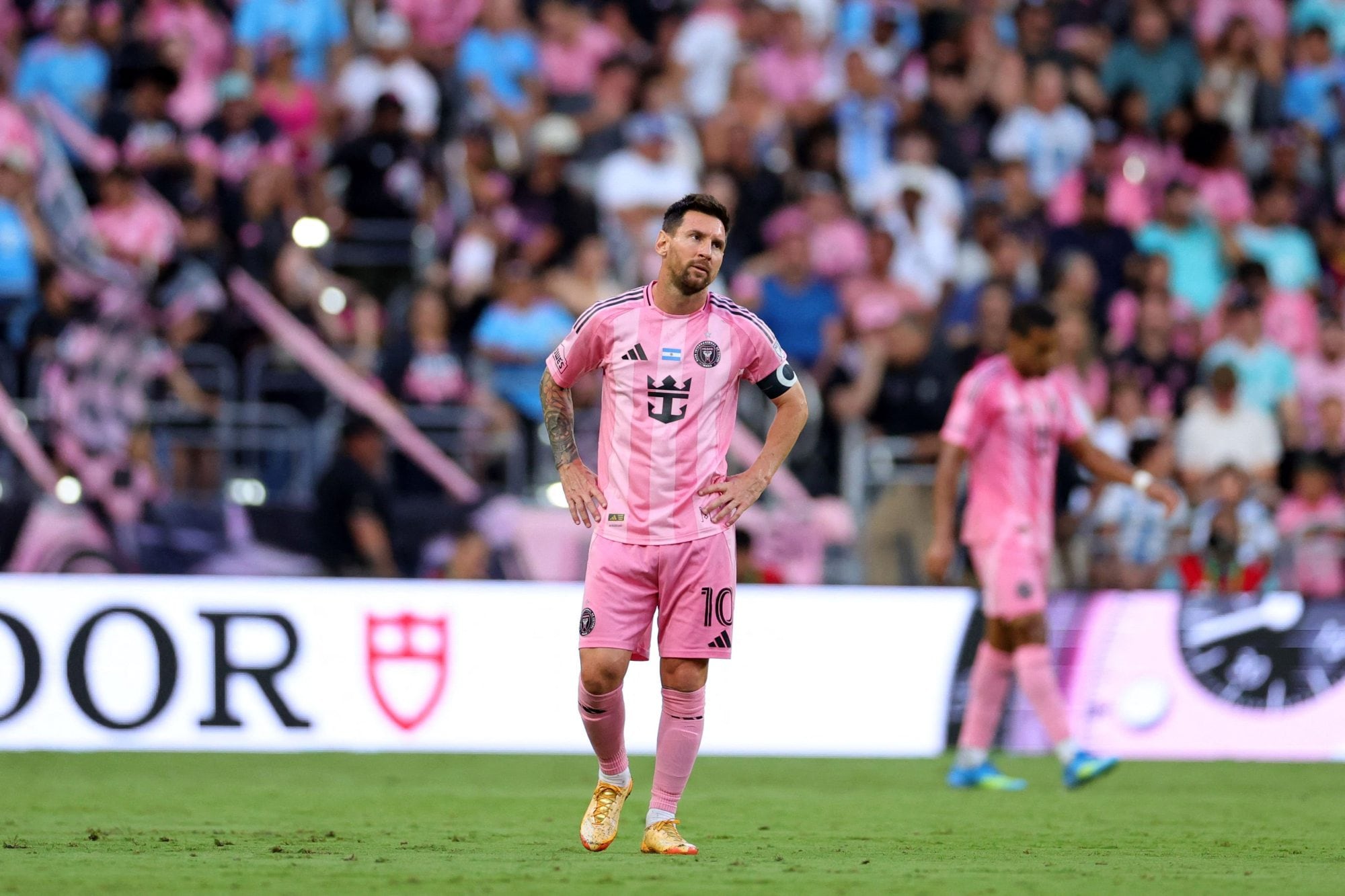 El rosarino pidió el cambio por primera vez en lo que va de la temporada de la MLS.
