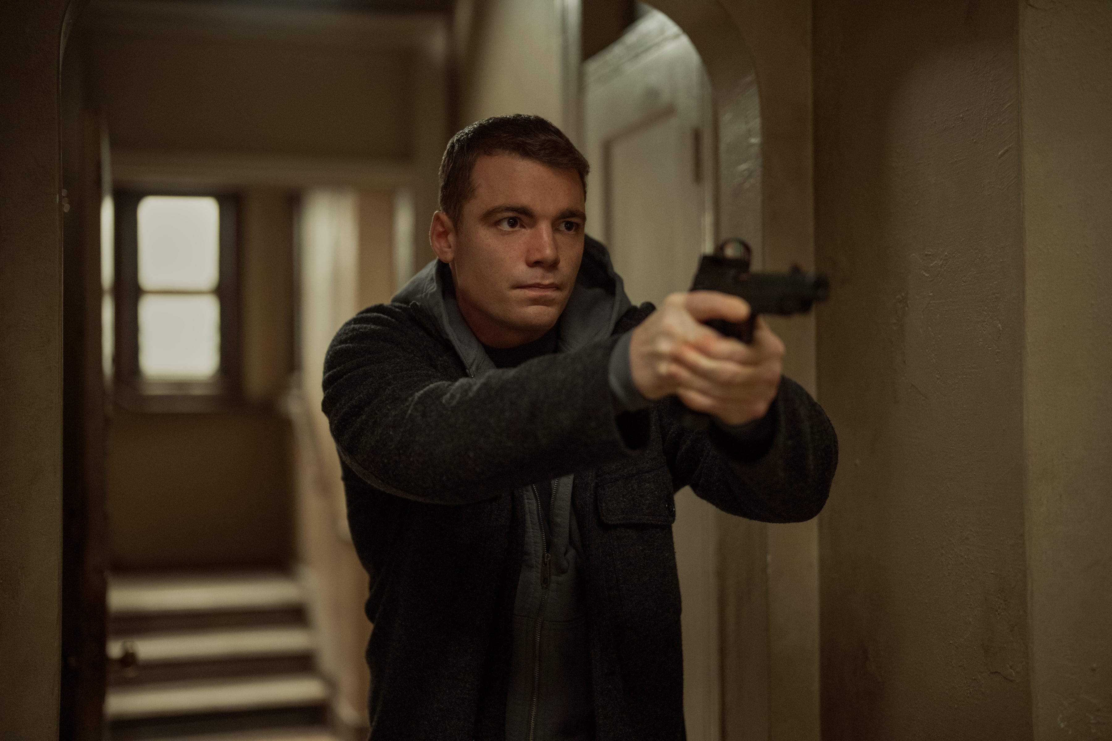 Ni Bridgerton pudo con él: el drama de espionaje que es furor en Netflix confirmó su cuarta temporada