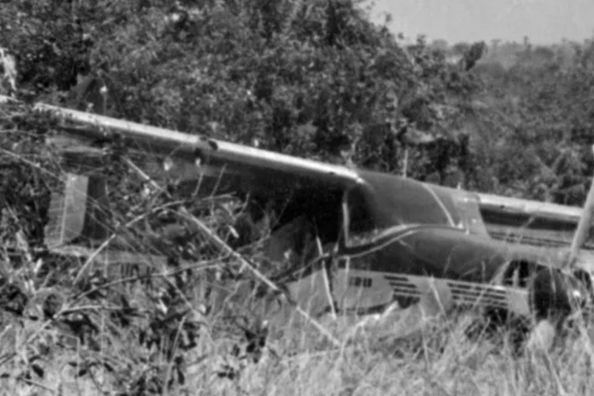 Una foto de uno de los aviones accidentados
