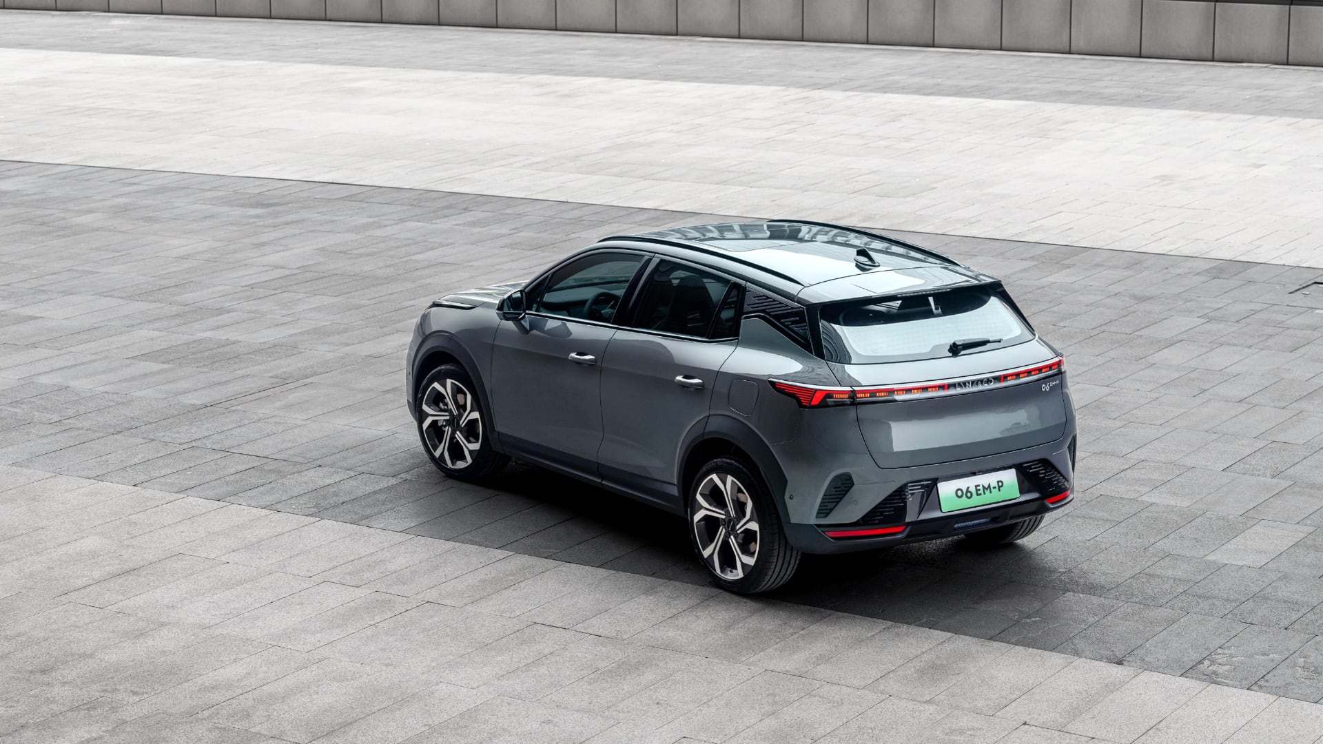 En el Lynk&Co 06 su autonomía eléctrica declarada es de 126 kilómetros