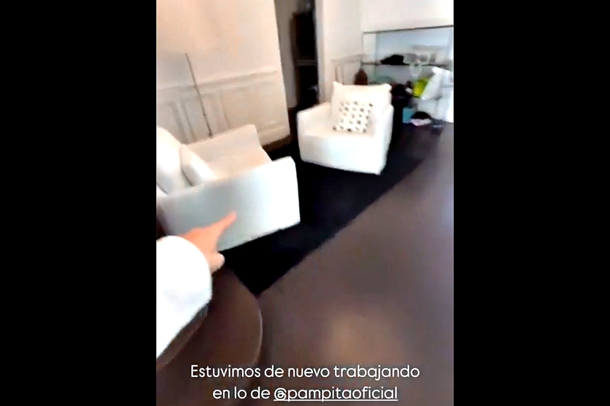 La casa de Pampita en Barrio Parque