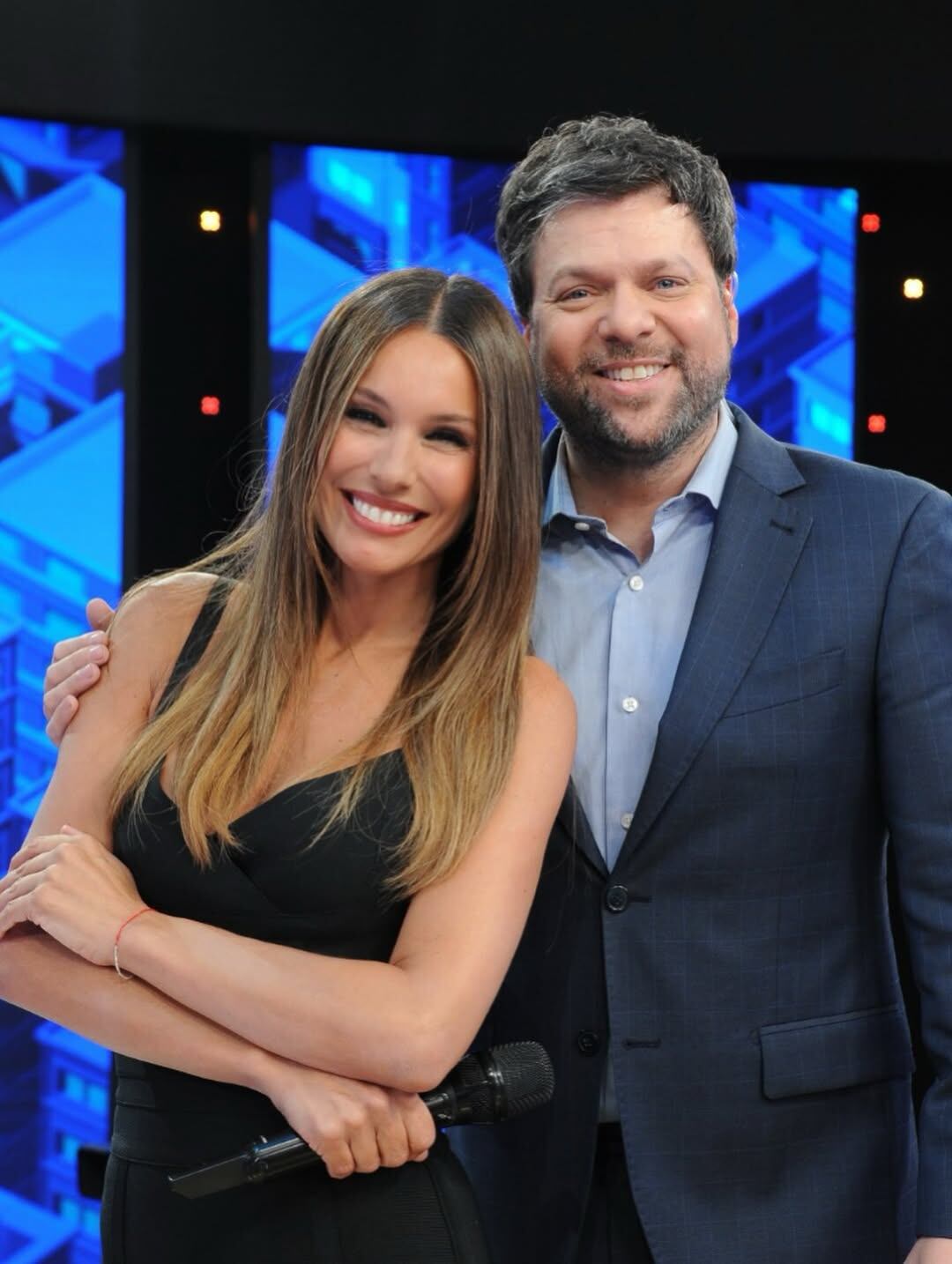 En agosto, Guido Kaczka le cedió la conducción de Los 8 escalones a Pampita (Foto: Instagram @pampitaoficial)