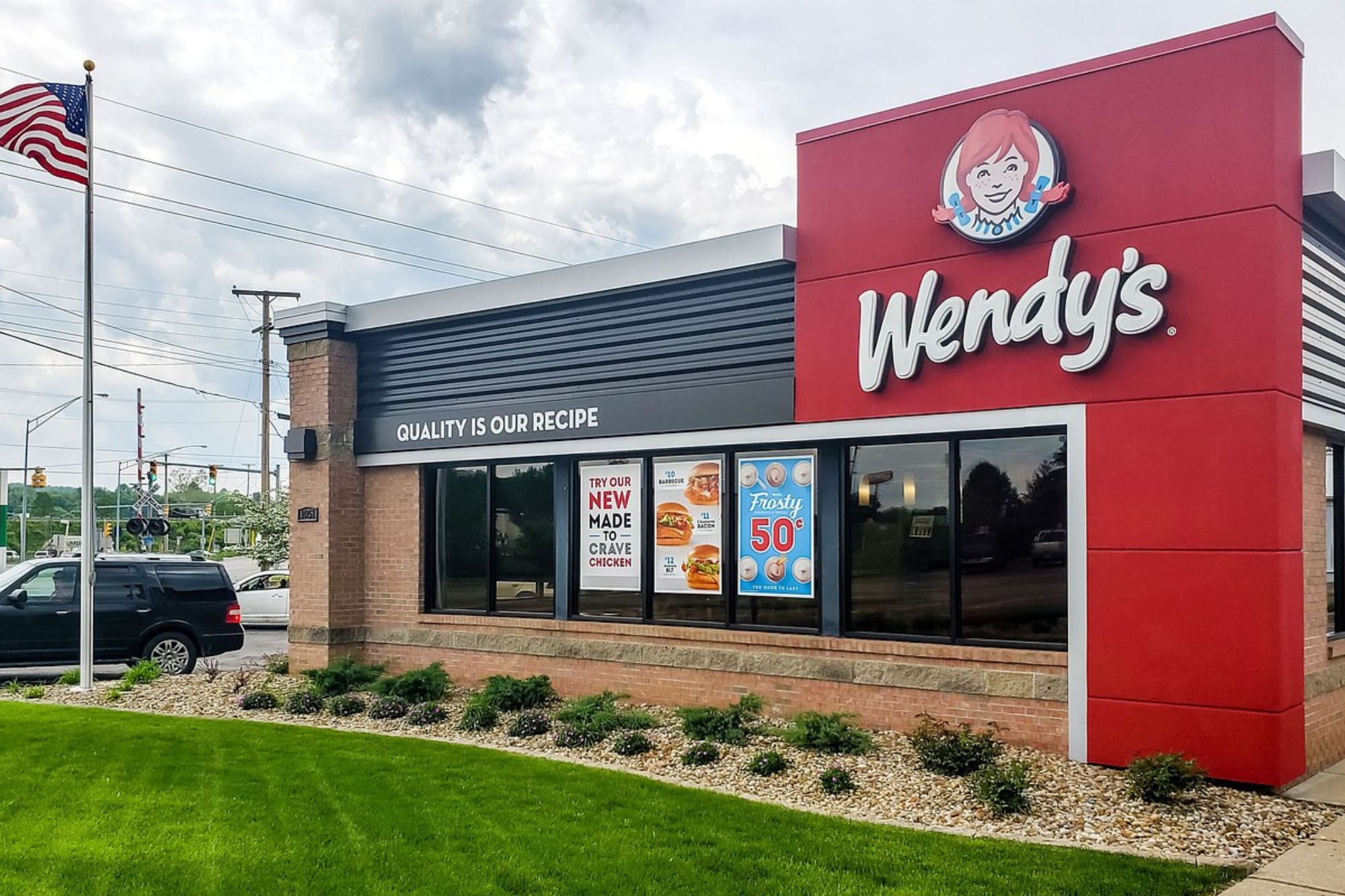 La famosa tienda de comida rápida en EE.UU. confirma el cierre de más de 300 tiendas en 2026