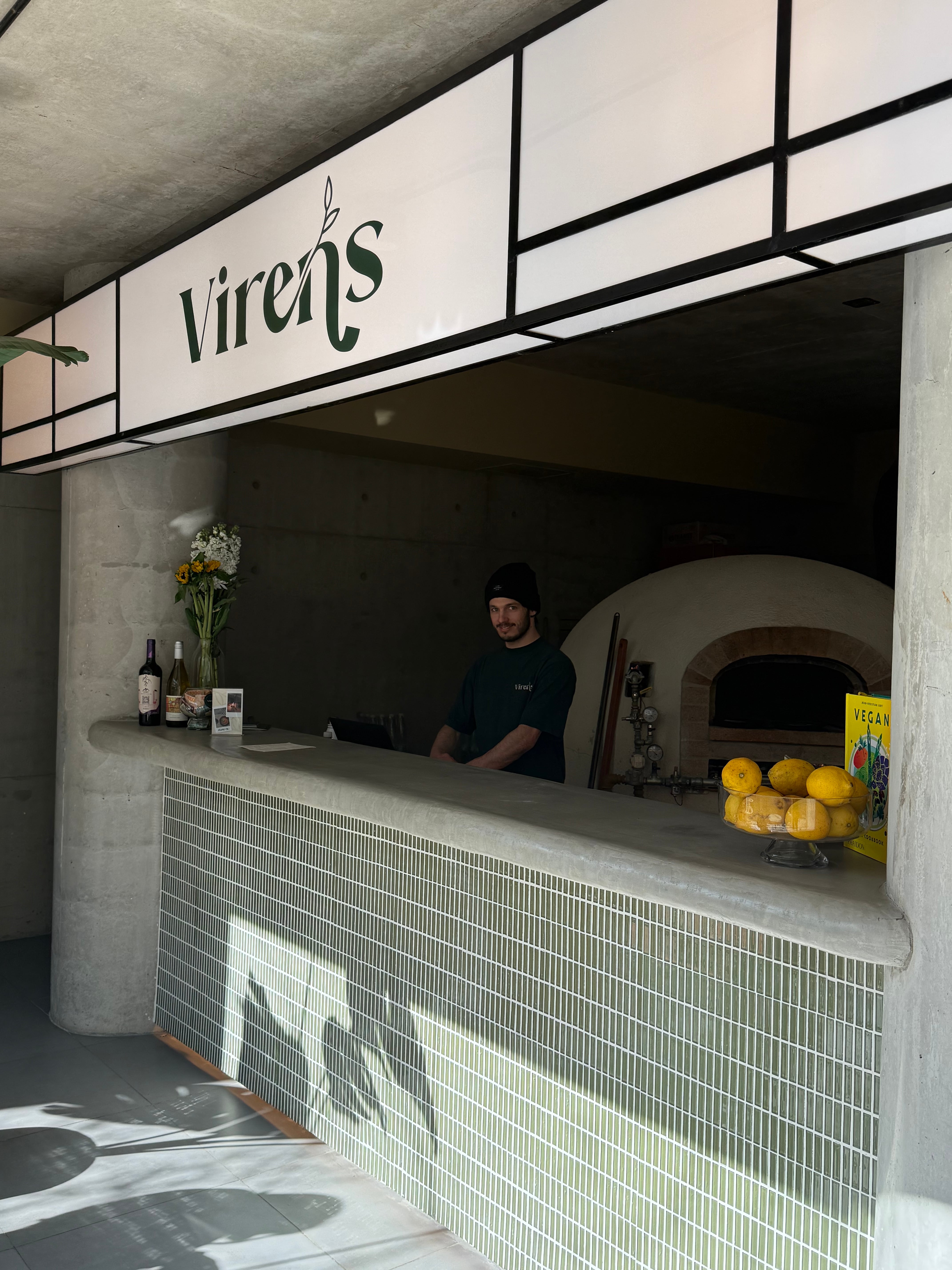 Santiago detrás de cada detalle de Virens