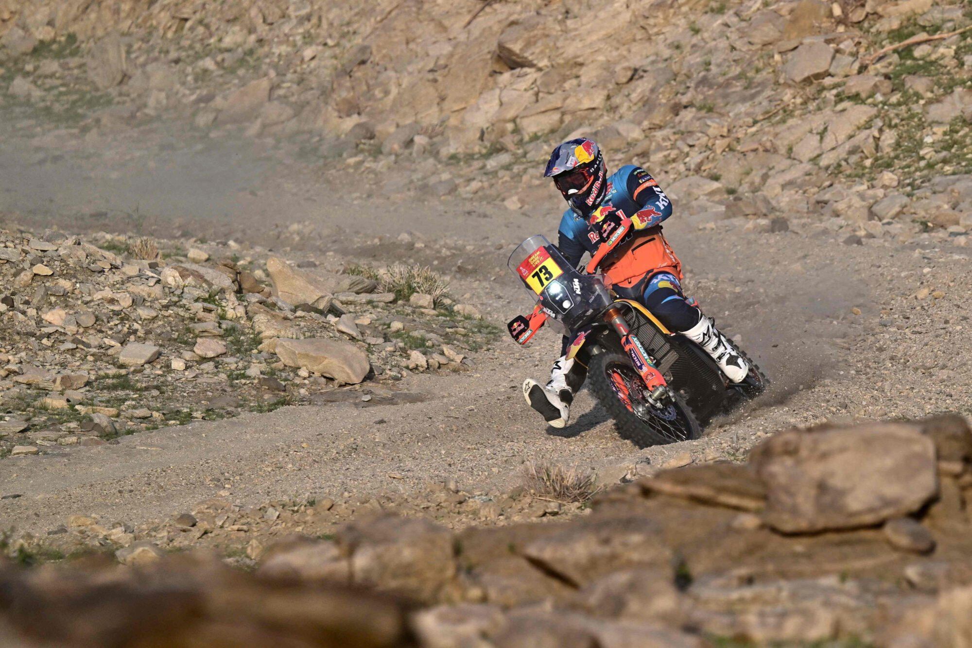 El español Edgar Canet llegó a la segunda etapa como líder en motos