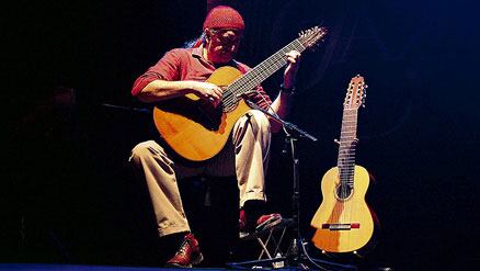 Al finalizar el concierto, el público aplaudió de pie y agradeció la gran noche vivida