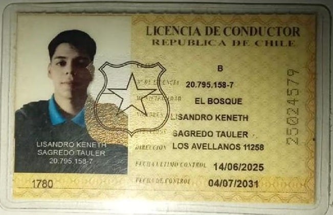 La licencia de conductor con datos falsos que mostró Demis en Buenos Aires y que derivó en la sospecha de la Policía de la Ciudad