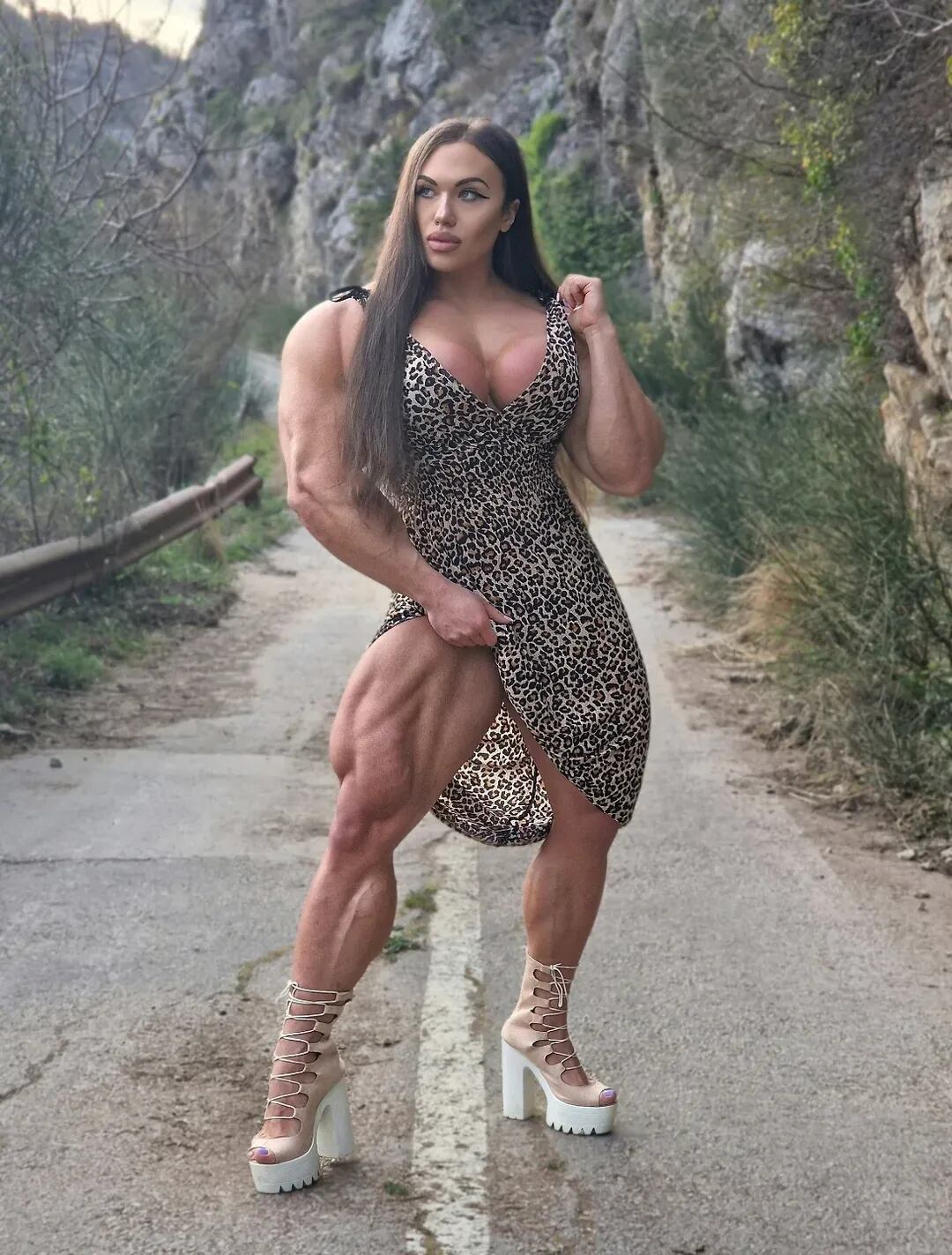 Logró levantar más de 200 kilos en competencias de fuerza (Foto: Instagram @nataliya.amazonka)